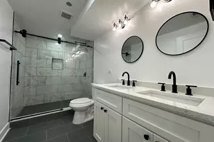 4338 N Clarendon Ave, Chicago, IL 60613 - Photo 16