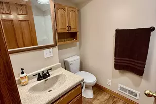 701 S Tremont St, Kewanee, IL 61443 - Photo 36