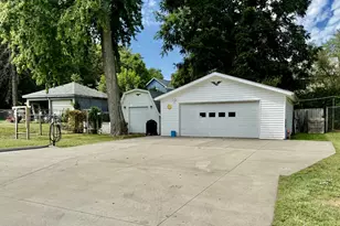 701 S Tremont St, Kewanee, IL 61443 - Photo 6