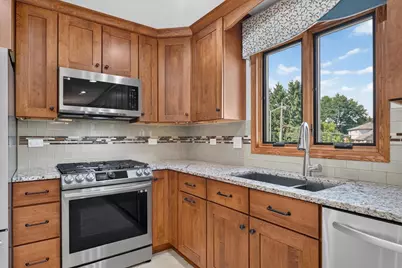 1304 Klein Avenue, Downers Grove, IL 60516 - Photo 10