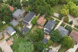 390 Bartram Rd, Riverside, IL 60546 - Photo 52