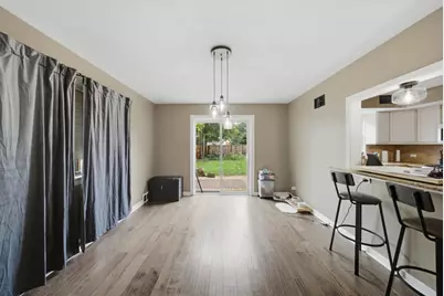 390 Bartram Road, Riverside, IL 60546 - Photo 14