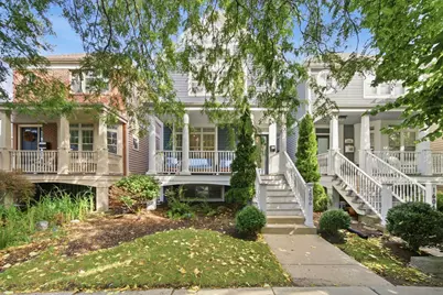 1606 W Edgewater Avenue, Chicago, IL 60660 - Photo 1