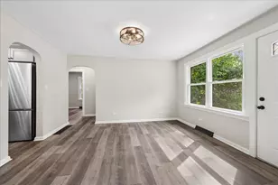 28622 W Edgewood Ave, Cary, IL 60013 - Photo 6