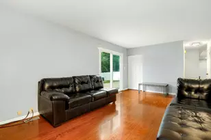 17817 Stonebridge Dr, Hazel Crest, IL 60429 - Photo 12