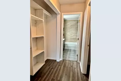 200 Chesterfield Court #D, Schaumburg, IL 60193 - Photo 10