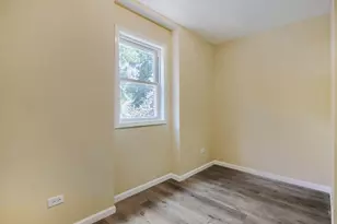 11012 S Springfield Ave, Chicago, IL 60655 - Photo 12