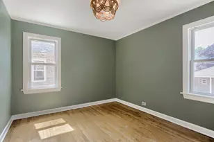 11012 S Springfield Ave, Chicago, IL 60655 - Photo 6