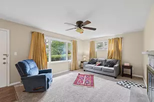 1407 W John St, Champaign, IL 61821 - Photo 6