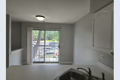 1350 S Lorraine Road #E, Wheaton, IL 60189 - Photo 8