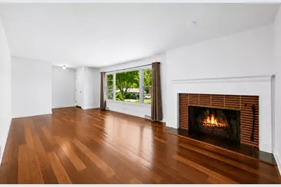 824 Skyline Drive, Barrington, IL 60010 - Photo 6