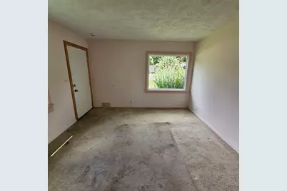 1307 Winthrop Lane, Rockford, IL 61107 - Photo 6
