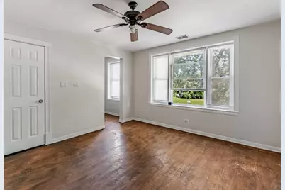 5160 S Damen Avenue, Chicago, IL 60609 - Photo 2