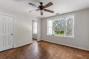 5160 S Damen Ave, Chicago, IL 60609 - Photo 2