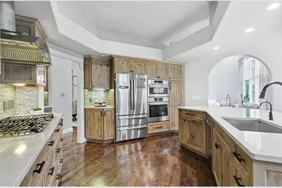 2900 Bridle Court, Lake Geneva, WI 53147 - Photo 10