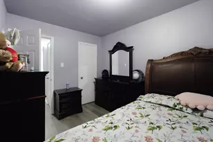 6909 S Ada St, Chicago, IL 60636 - Photo 12