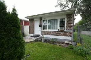 6909 S Ada St, Chicago, IL 60636 - Photo 2