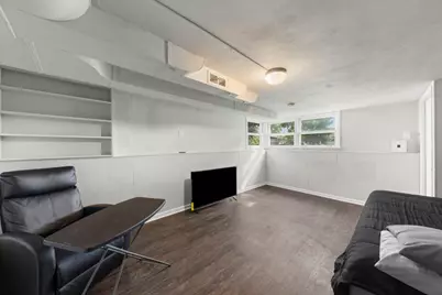 834 S Michigan Avenue, Villa Park, IL 60181 - Photo 16