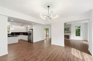 615 Harper Dr, Algonquin, IL 60102 - Photo 2