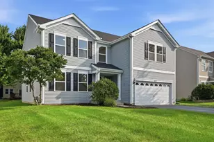624 Holbrook Ave, Elburn, IL 60119 - Photo 2