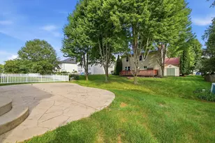 624 Holbrook Ave, Elburn, IL 60119 - Photo 28