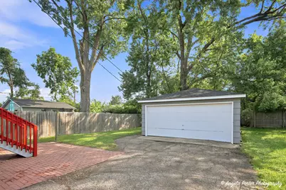 1621 Round Lake Drive, Round Lake Beach, IL 60073 - Photo 22