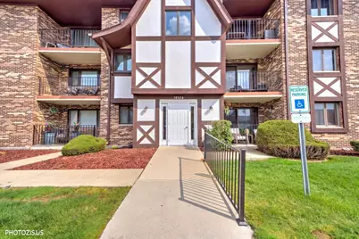 10524 Ridge Cove Drive #25B, Chicago Ridge, IL 60415 - Photo 2