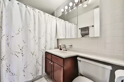 655 W Irving Park Road #3810, Chicago, IL 60613 - Photo 18