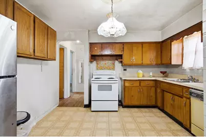 9911 S Lafayette Avenue, Chicago, IL 60628 - Photo 4