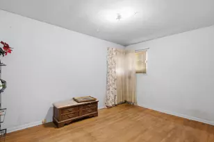 9911 S Lafayette Ave, Chicago, IL 60628 - Photo 6