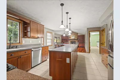 10230 Heatherridge Lane, Rockford, IL 61107 - Photo 4
