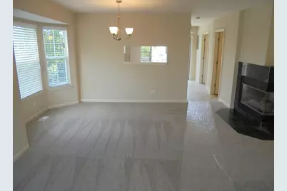 1065 Manchester Circle, Grayslake, IL 60030 - Photo 8