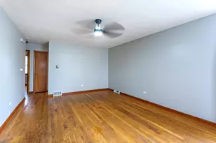 2830 Willow St, Franklin Park, IL 60131 - Photo 4