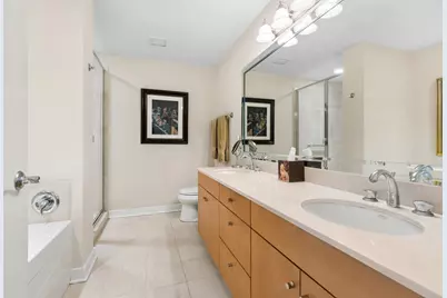 250 E Pearson Street #2206, Chicago, IL 60611 - Photo 14