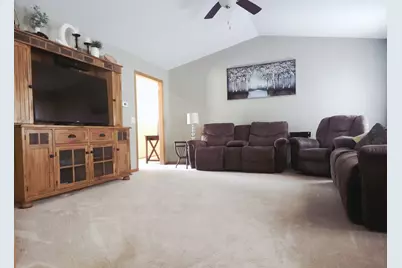 404 E Buffalo Street, Polo, IL 61064 - Photo 4