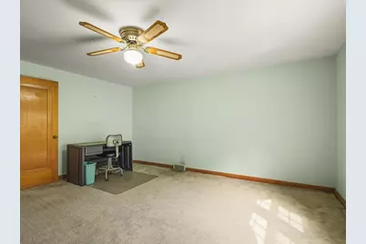 205 Saint Louis Avenue, Rockford, IL 61104 - Photo 28