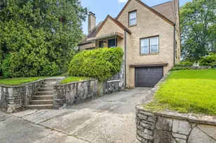 205 St Louis Ave, Rockford, IL 61104 - Photo 2