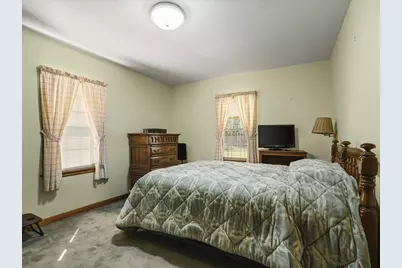 205 Saint Louis Avenue, Rockford, IL 61104 - Photo 18
