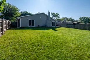 7212 Sprucewood Ave, Woodridge, IL 60517 - Photo 30
