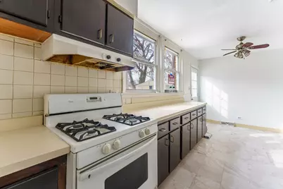 1370 Fargo Avenue #E, Des Plaines, IL 60018 - Photo 8