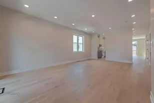 4945 W Berenice Ave, Chicago, IL 60641 - Photo 2