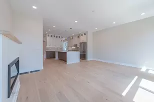 4945 W Berenice Ave, Chicago, IL 60641 - Photo 6