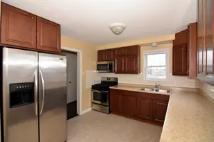 2710 Reuter St, Franklin Park, IL 60131 - Photo 4