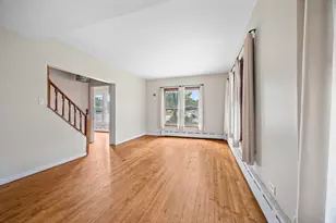 17 S Wabash Ave, Glenwood, IL 60425 - Photo 4