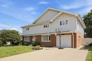 7211 Stickney Ave, Bridgeview, IL 60455 - Photo 1