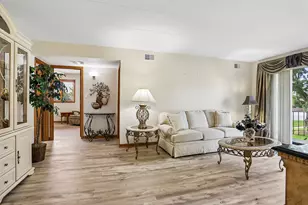 11009 S Theresa Circle, Palos Hills, IL 60465 - Photo 8