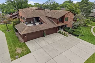 3105 Toulon Dr, Northbrook, IL 60062 - Photo 20