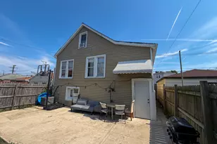 2329 N McVicker Ave, Chicago, IL 60639 - Photo 2