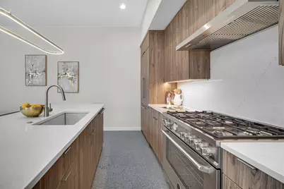 6216 S Woodlawn Avenue #B, Chicago, IL 60637 - Photo 8