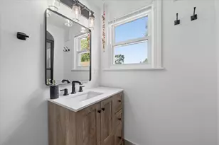 1923 Warren St, Evanston, IL 60202 - Photo 26